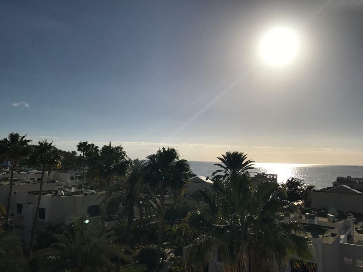 Moderno Apartamento Con Vistas Al Mar Playa Del Aguila  ภายนอก รูปภาพ